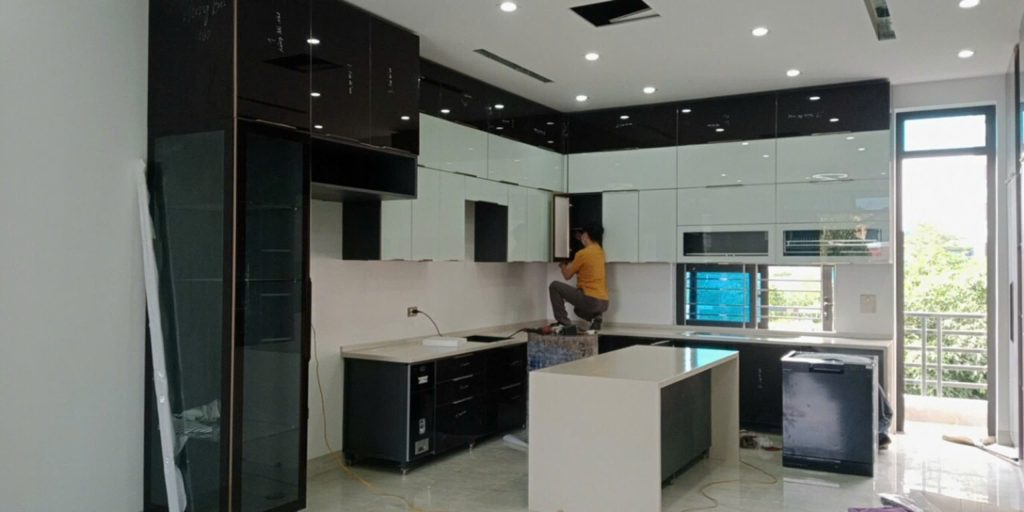 tủ bếp inox cánh kính tại hải phòng